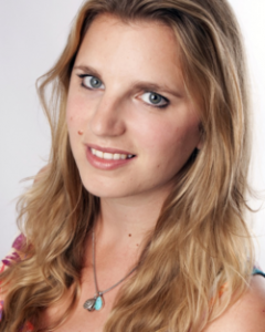 Emylia Hall’s Top 5 Writing Tips