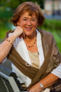Novelicious Chats To…Laura Elliot